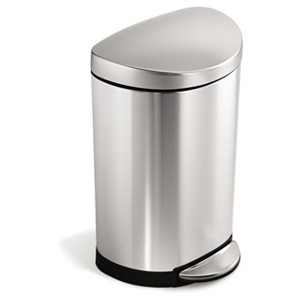 Trash Cans, Waste Baskets& Laundry
